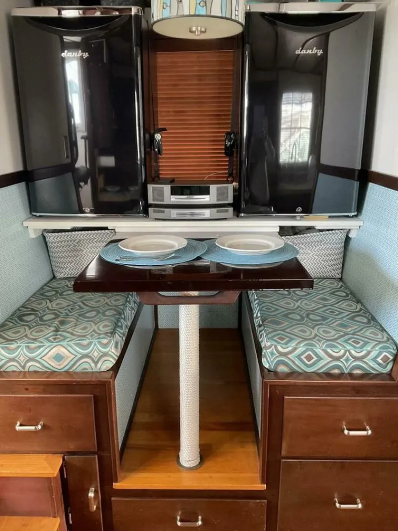 Slide: The Image of Custom Pilothouse 1987 - 14