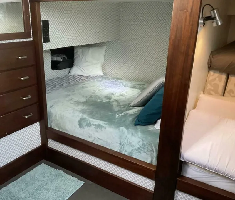 Slide: The Image of Custom Pilothouse 1987 - 17