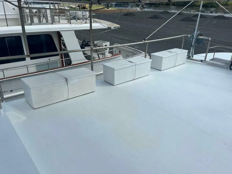 Slide: The Image of Custom Pilothouse 1987 - 9