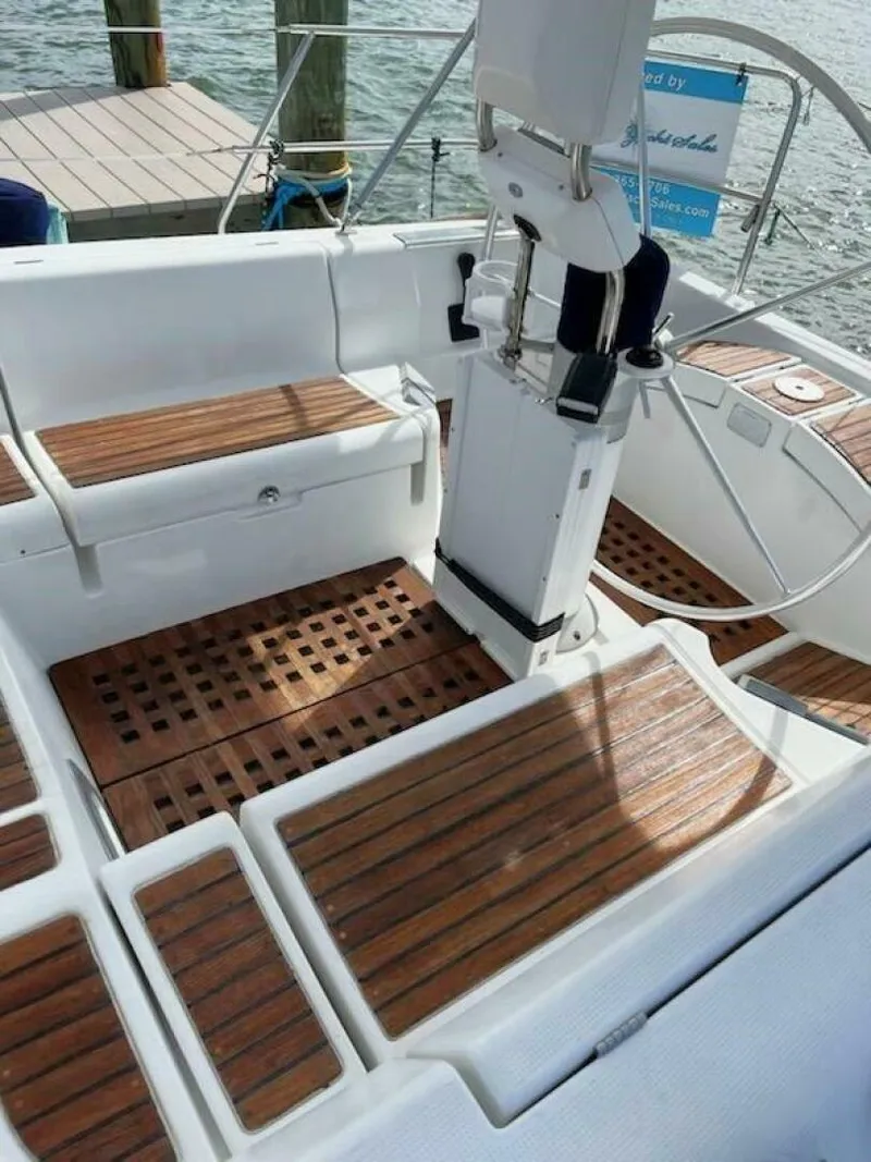 Slide: The Image of Beneteau First 38.5 1993 - 11