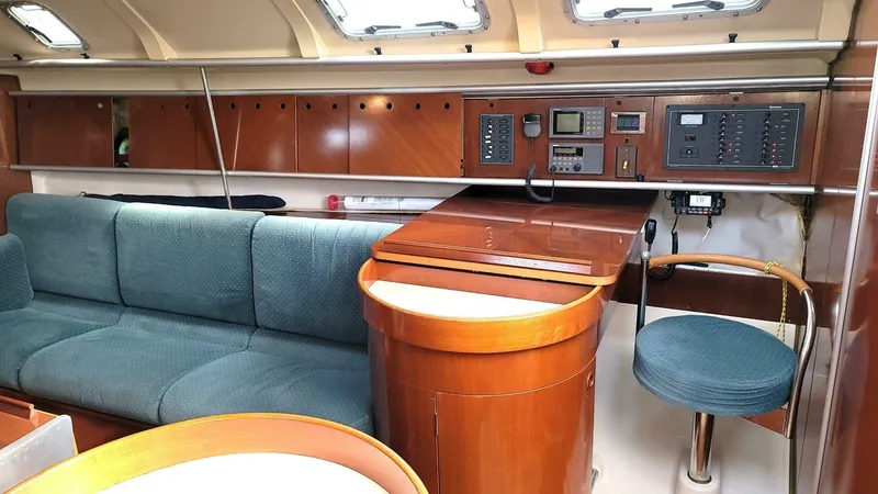 Slide: The Image of Beneteau First 38.5 1993 - 6