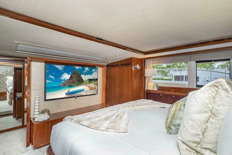 Slide: The Image of Princess 32M 2012 - 19