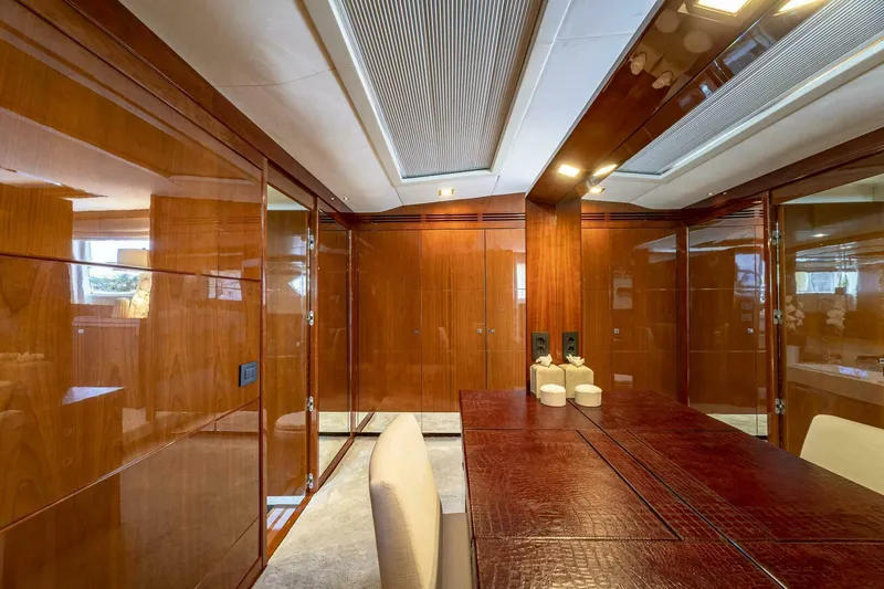 Slide: The Image of Princess 32M 2012 - 22