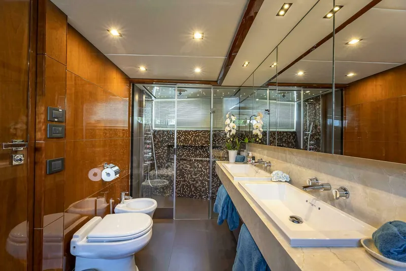 Slide: The Image of Princess 32M 2012 - 23