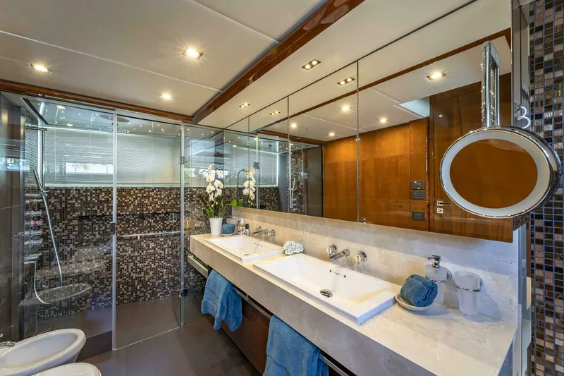 Slide: The Image of Princess 32M 2012 - 24