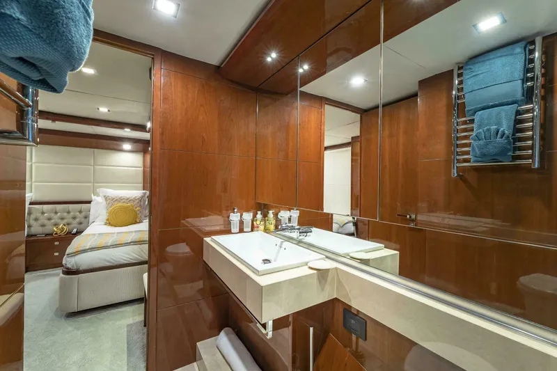 Slide: The Image of Princess 32M 2012 - 32