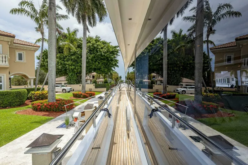 Slide: The Image of Princess 32M 2012 - 78