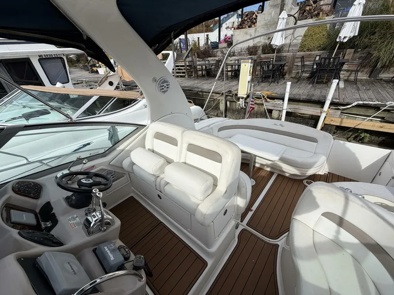 Slide: The Image of Sea Ray 320 Sundancer 2005 - 13