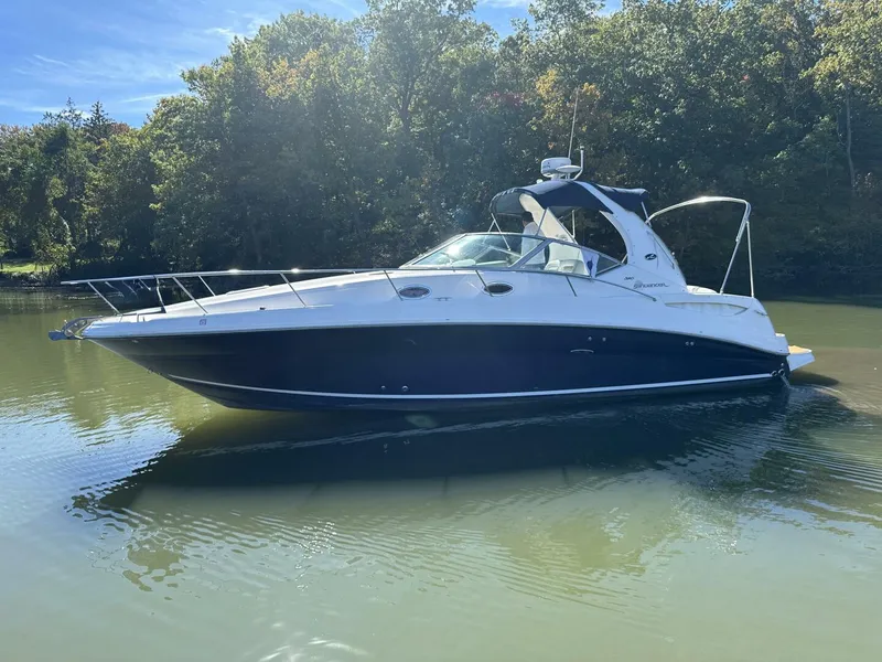 Slide: The Image of Sea Ray 320 Sundancer 2005 - 5