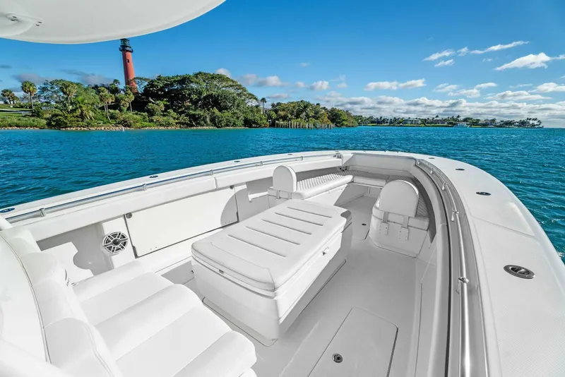 Slide: The Image of Invincible 42 Open Fisherman 2019 - 12