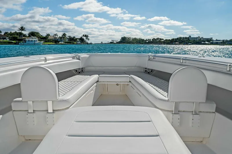 Slide: The Image of Invincible 42 Open Fisherman 2019 - 14