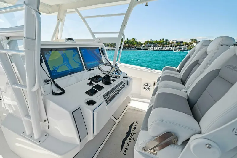 Slide: The Image of Invincible 42 Open Fisherman 2019 - 8