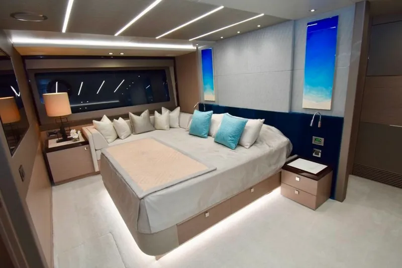 Slide: The Image of Sunseeker Yacht 2018 - 9