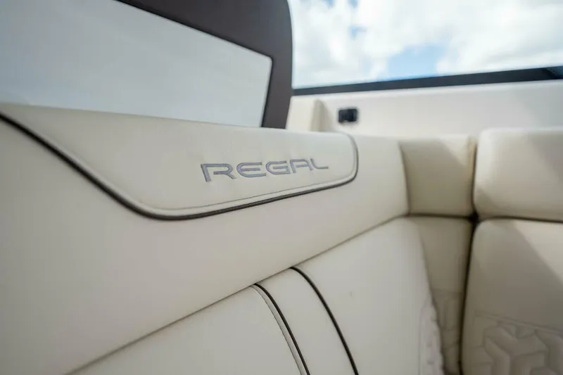 Slide: The Image of Regal LX36 2022 - 25