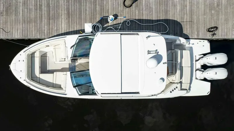 Slide: The Image of Regal LX36 2022 - 41