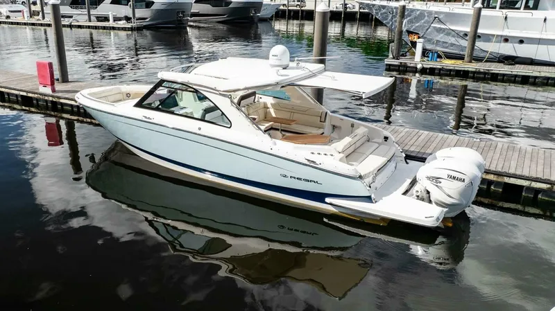 Slide: The Image of Regal LX36 2022 - 43