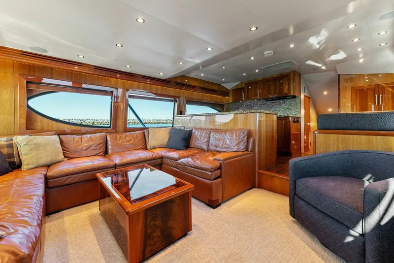 Slide: The Image of Hatteras 64 Convertible 2007 - 6
