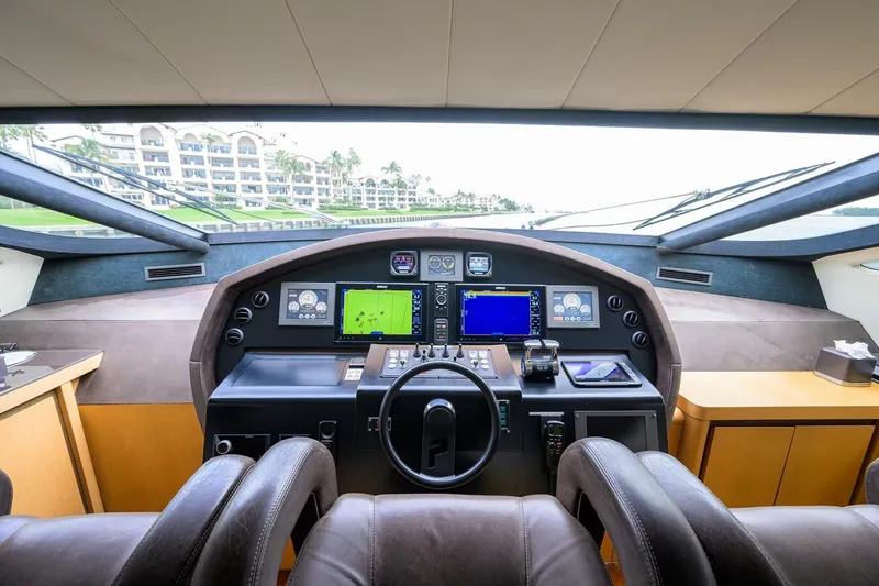 Slide: The Image of Pershing 90 Express 2009 - 13