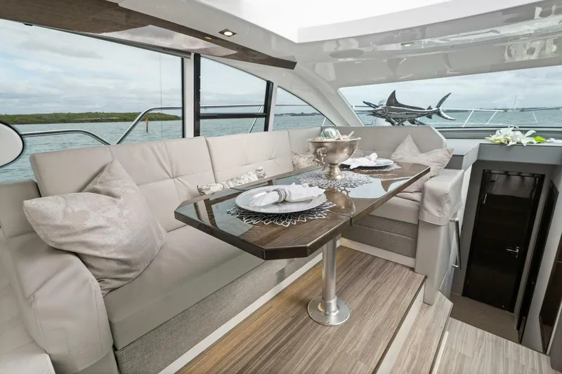 Slide: The Image of Cruisers 46 Cantius 2020 - 24