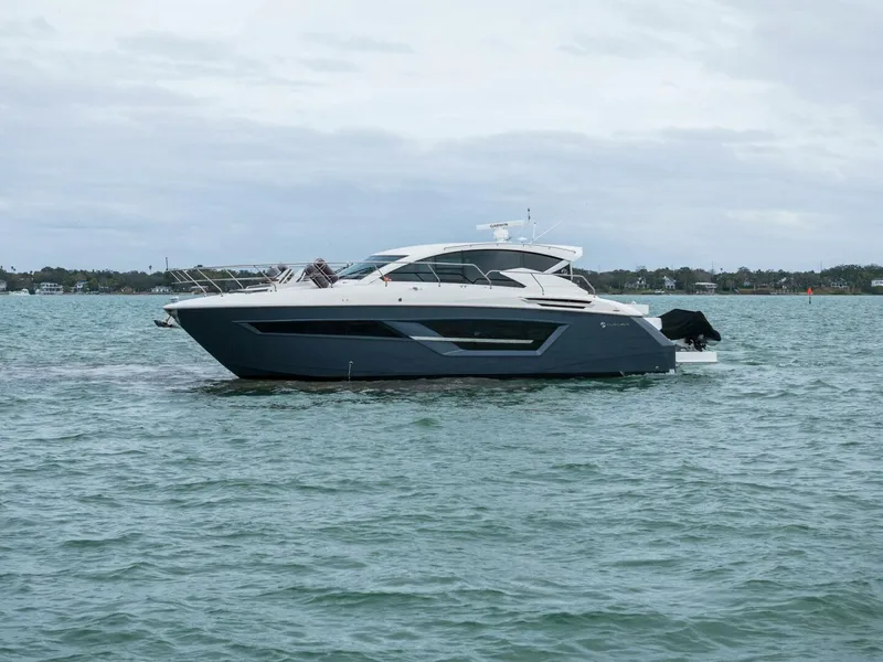 Slide: The Image of Cruisers 46 Cantius 2020 - 70