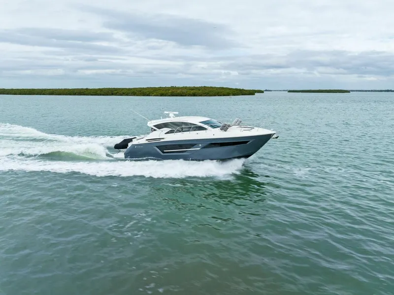 Slide: The Image of Cruisers 46 Cantius 2020 - 76