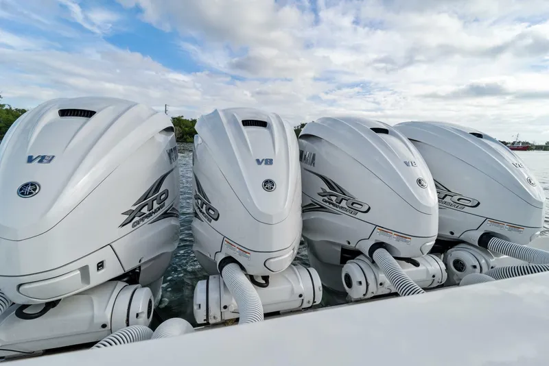 Slide: The Image of Pursuit 2021 - 28