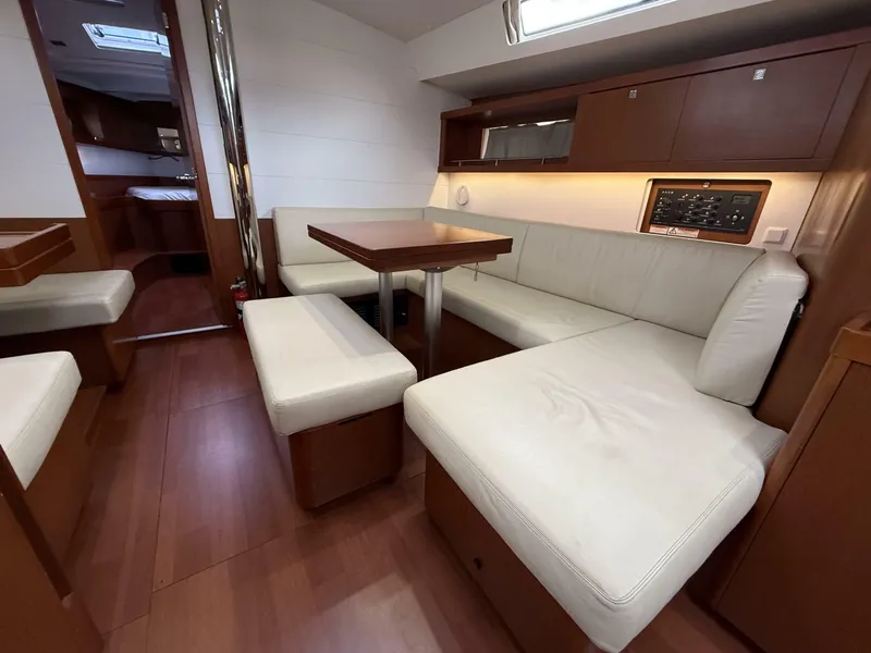 Slide: The Image of Beneteau Oceanis 45 2015 - 35