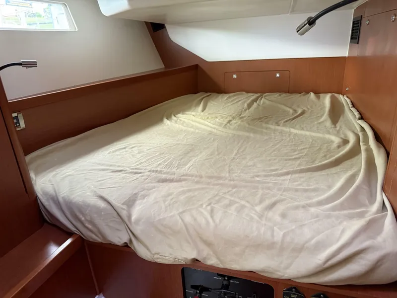 Slide: The Image of Beneteau Oceanis 45 2015 - 48