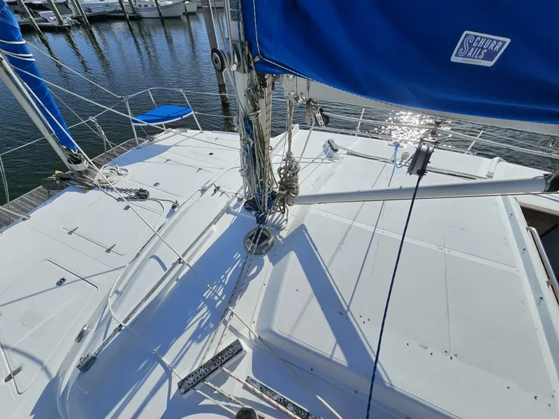 Slide: The Image of Endeavour Catamaran Corp 30 1992 - 18