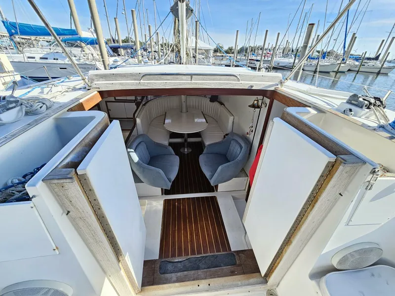 Slide: The Image of Endeavour Catamaran Corp 30 1992 - 21
