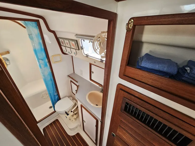 Slide: The Image of Endeavour Catamaran Corp 30 1992 - 33