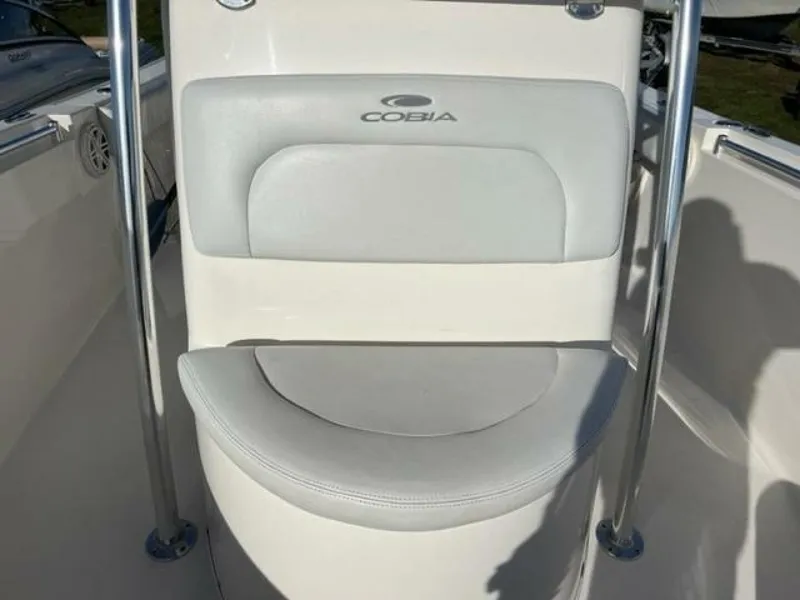 Slide: The Image of Cobia 237 Center Console 2021 - 5