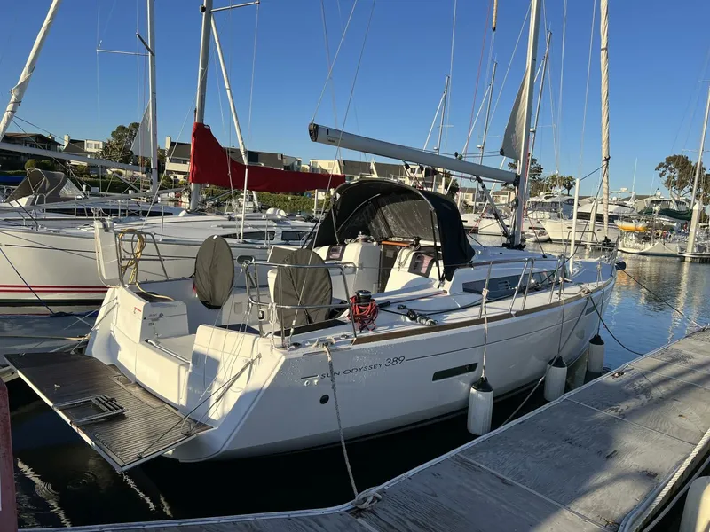 Slide: The Image of Jeanneau 389 2020 - 3