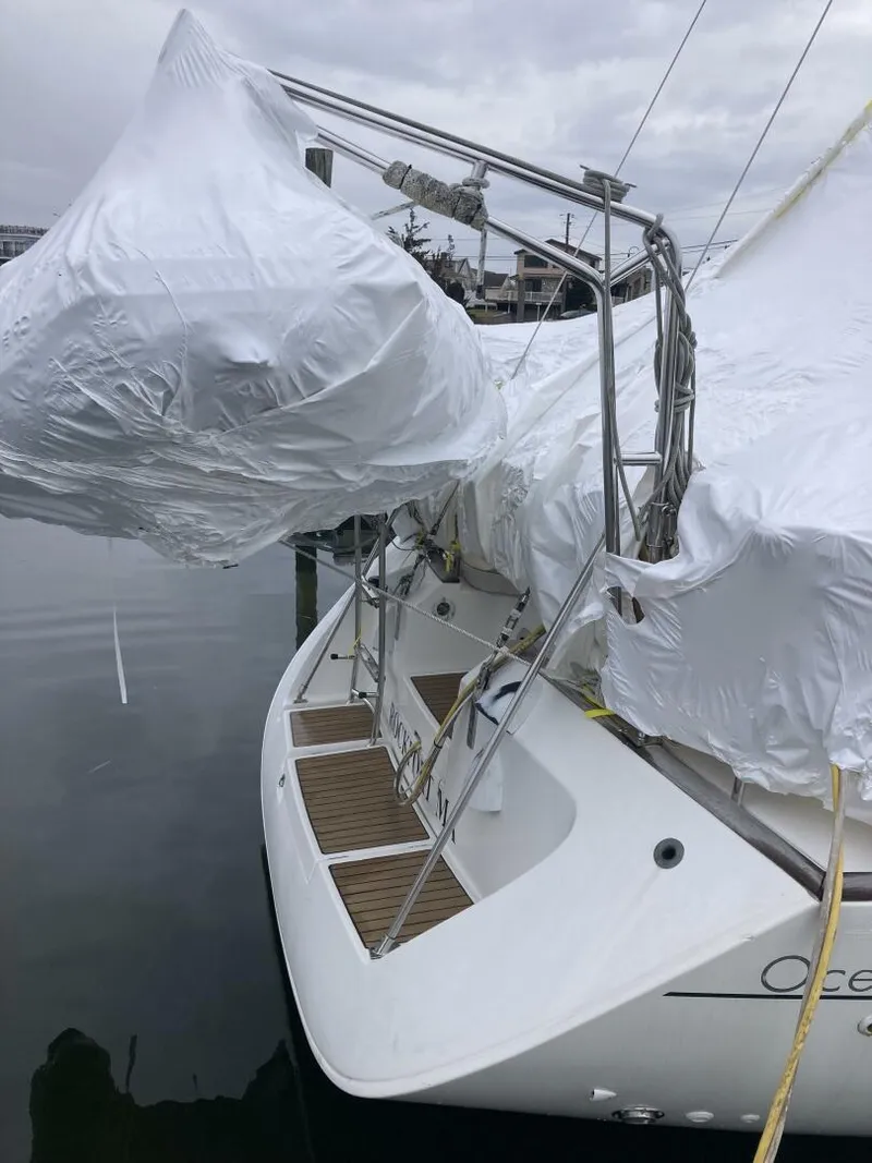 Slide: The Image of Beneteau 40 CC 1996 - 18