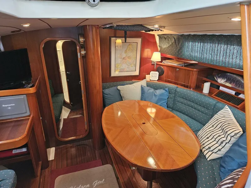 Slide: The Image of Beneteau 40 CC 1996 - 22