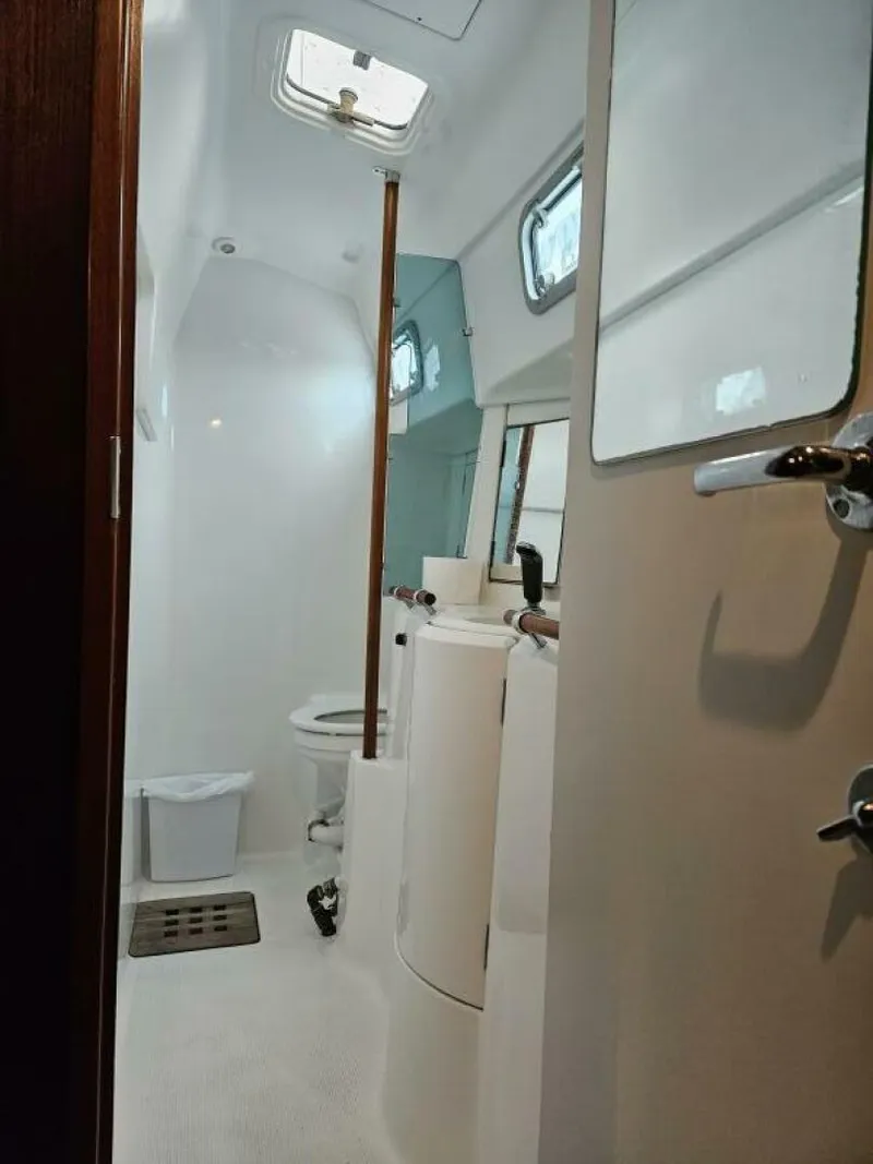 Slide: The Image of Beneteau 40 CC 1996 - 33