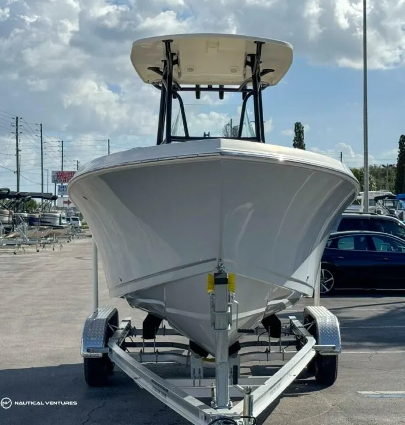 Slide: The Image of Sailfish 220 CC 2019 - 2
