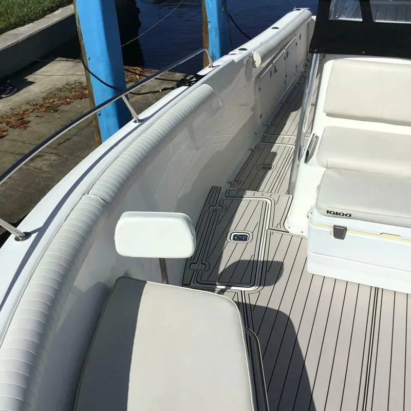 Slide: The Image of Century 3200 Center Console 2004 - 8