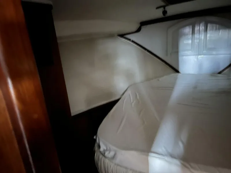 Slide: The Image of Californian 42 Motor Yacht 1987 - 11