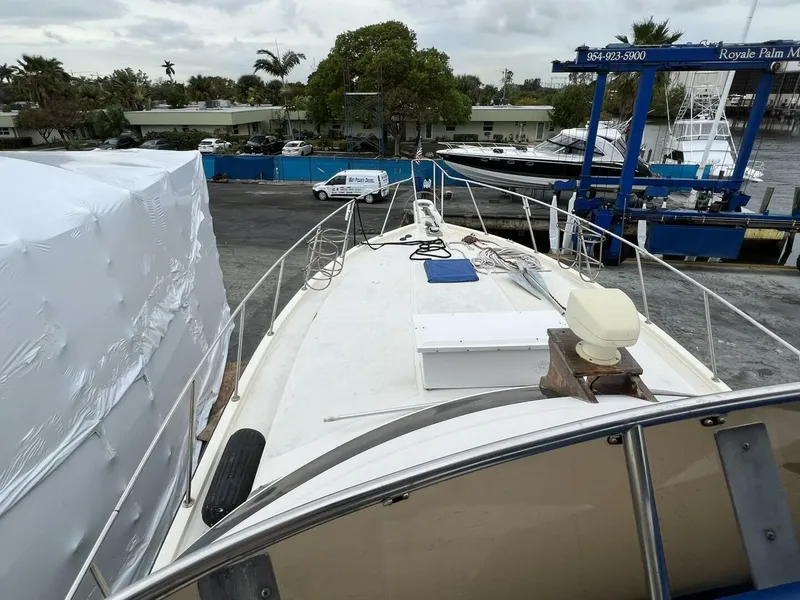 Slide: The Image of Californian 42 Motor Yacht 1987 - 35