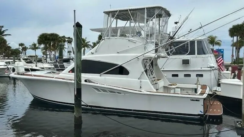 Slide: The Image of Luhrs Convertible 2001 - 21