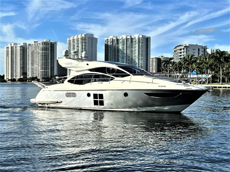 The Image of Azimut 40S 2013 - 0