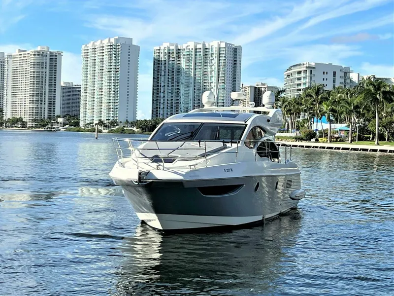 Slide: The Image of Azimut 40S 2013 - 2