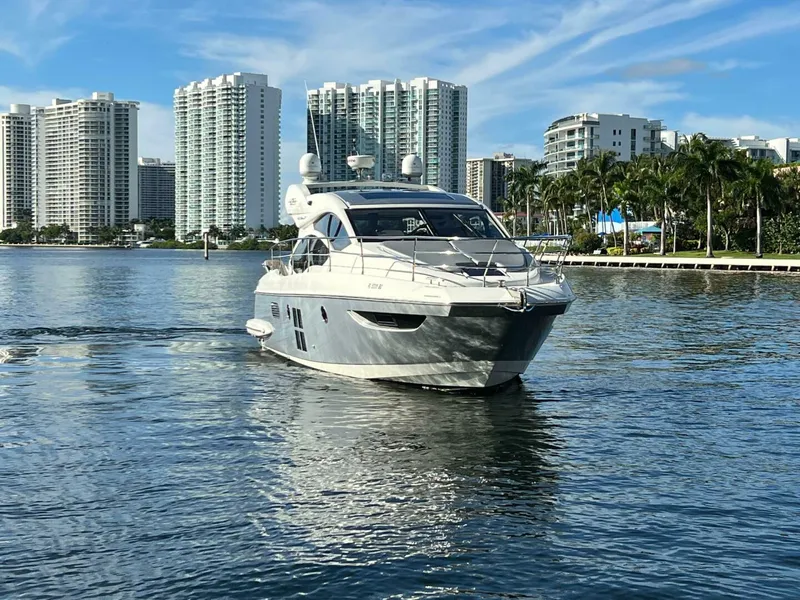 Slide: The Image of Azimut 40S 2013 - 3