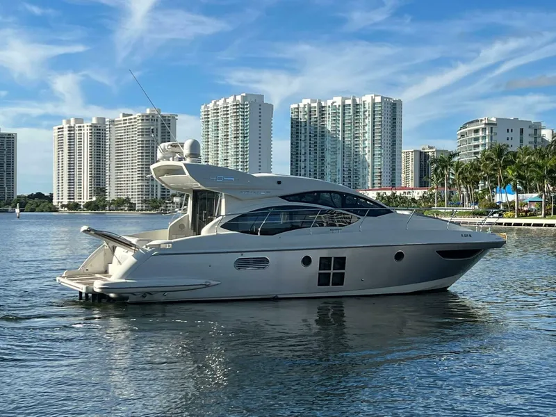 Slide: The Image of Azimut 40S 2013 - 4