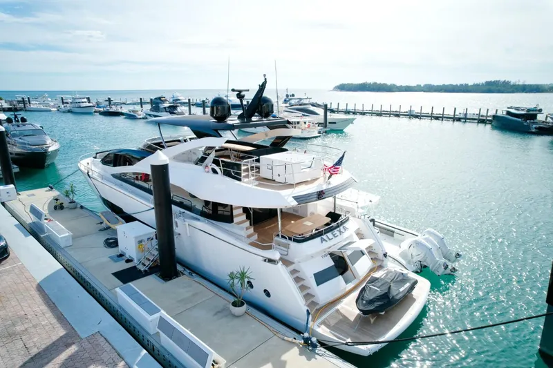 Slide: The Image of Sunseeker 86 Yacht 2018 - 5