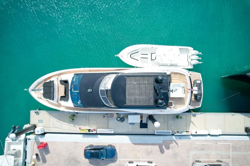 Slide: The Image of Sunseeker 86 Yacht 2018 - 6
