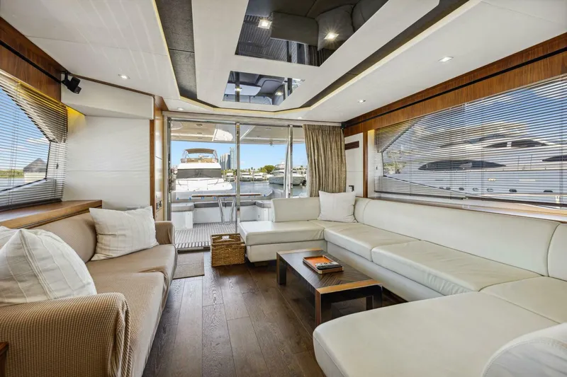 Slide: The Image of Sunseeker Manhattan 73 2014 - 14