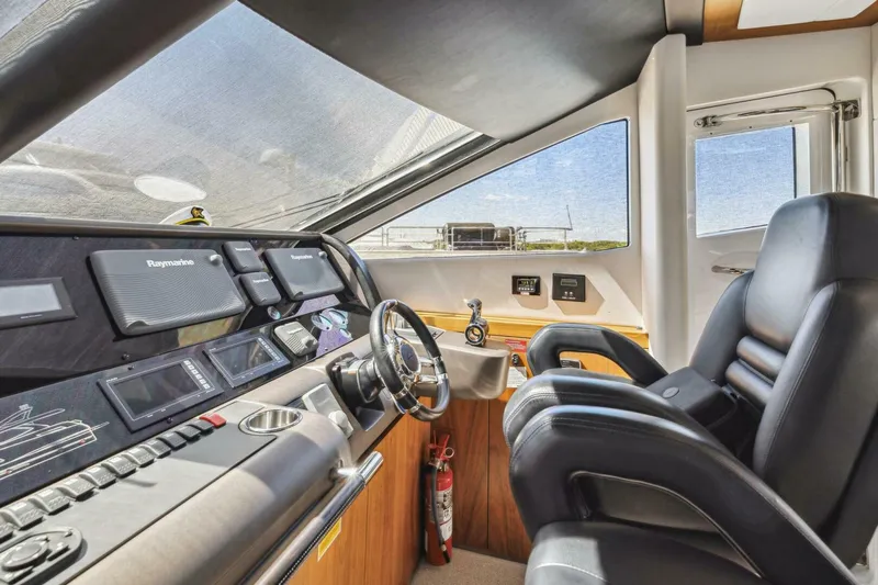 Slide: The Image of Sunseeker Manhattan 73 2014 - 23