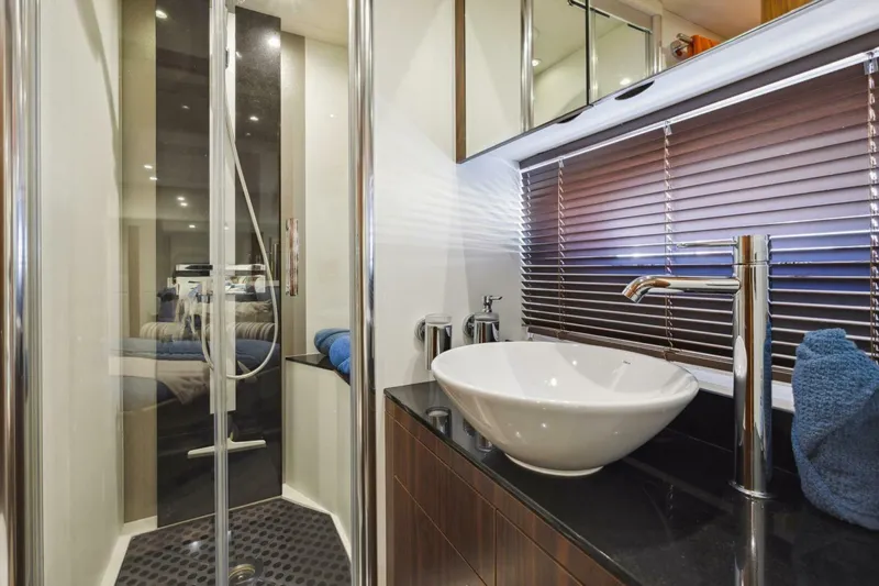 Slide: The Image of Sunseeker Manhattan 73 2014 - 32